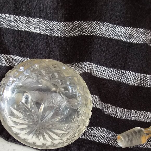 Pair of Vintage Cut Crystal Cruet with Faceted Stopper for Oil or Vinegar - Picture 9 of 9